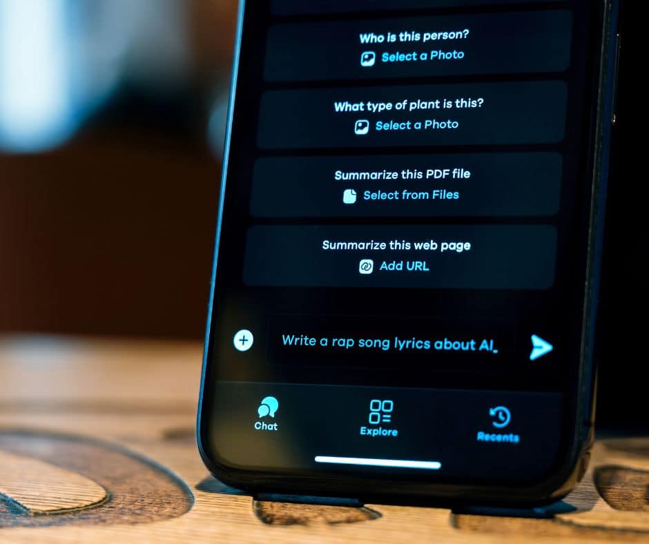 Anúncios no ChatGPT: tudo o que sua empresa precisa saber antes de investir